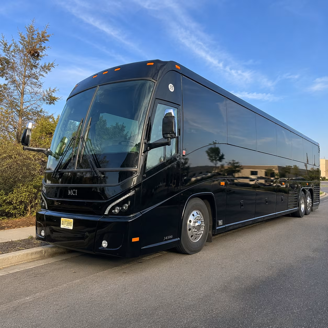 sandy charter bus services exterior