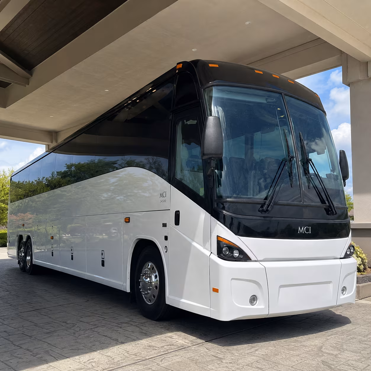 shuttle your team along the i 15 corridor without the commute headache